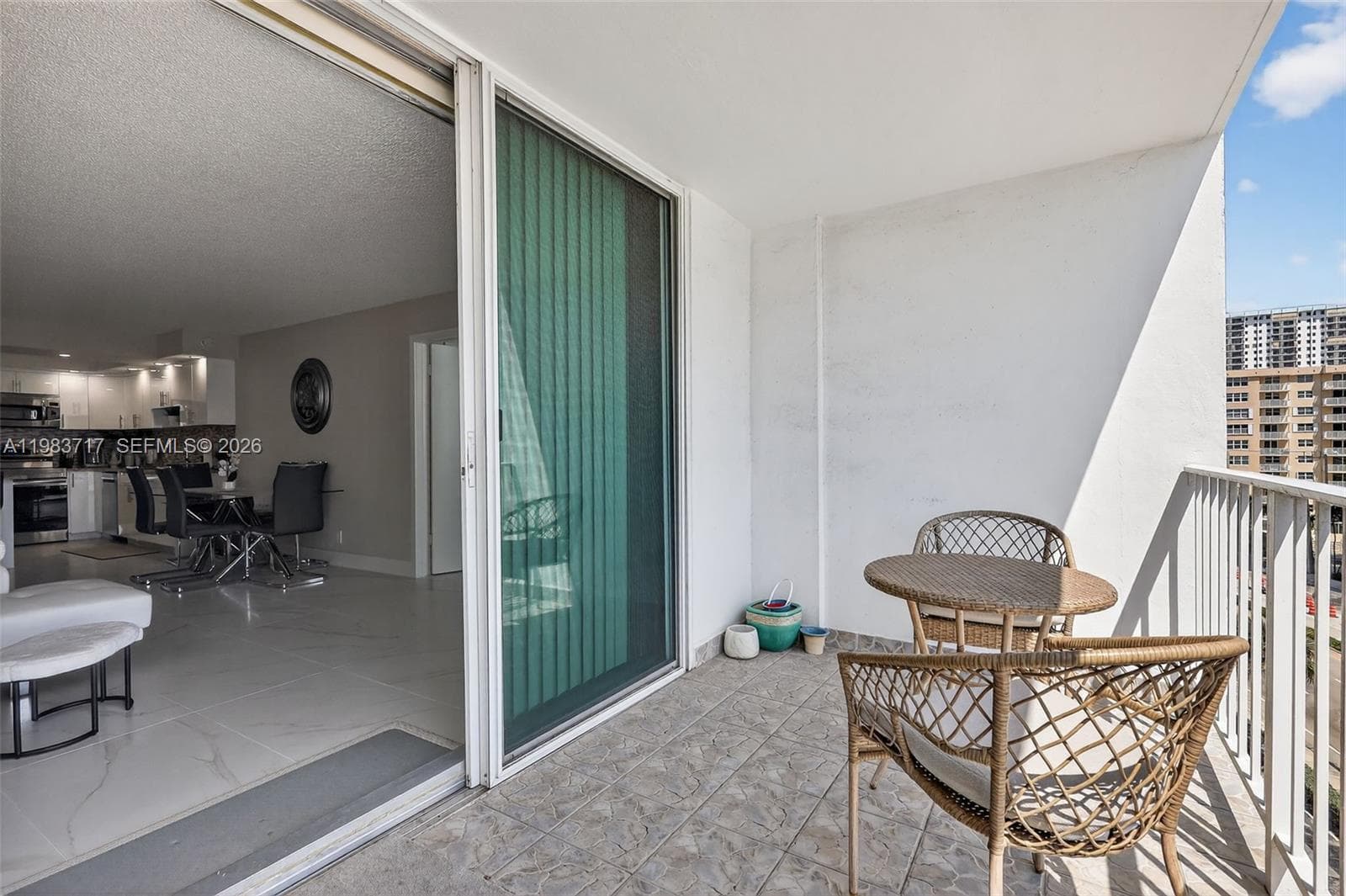 1410 S Ocean Dr 601 photo 24