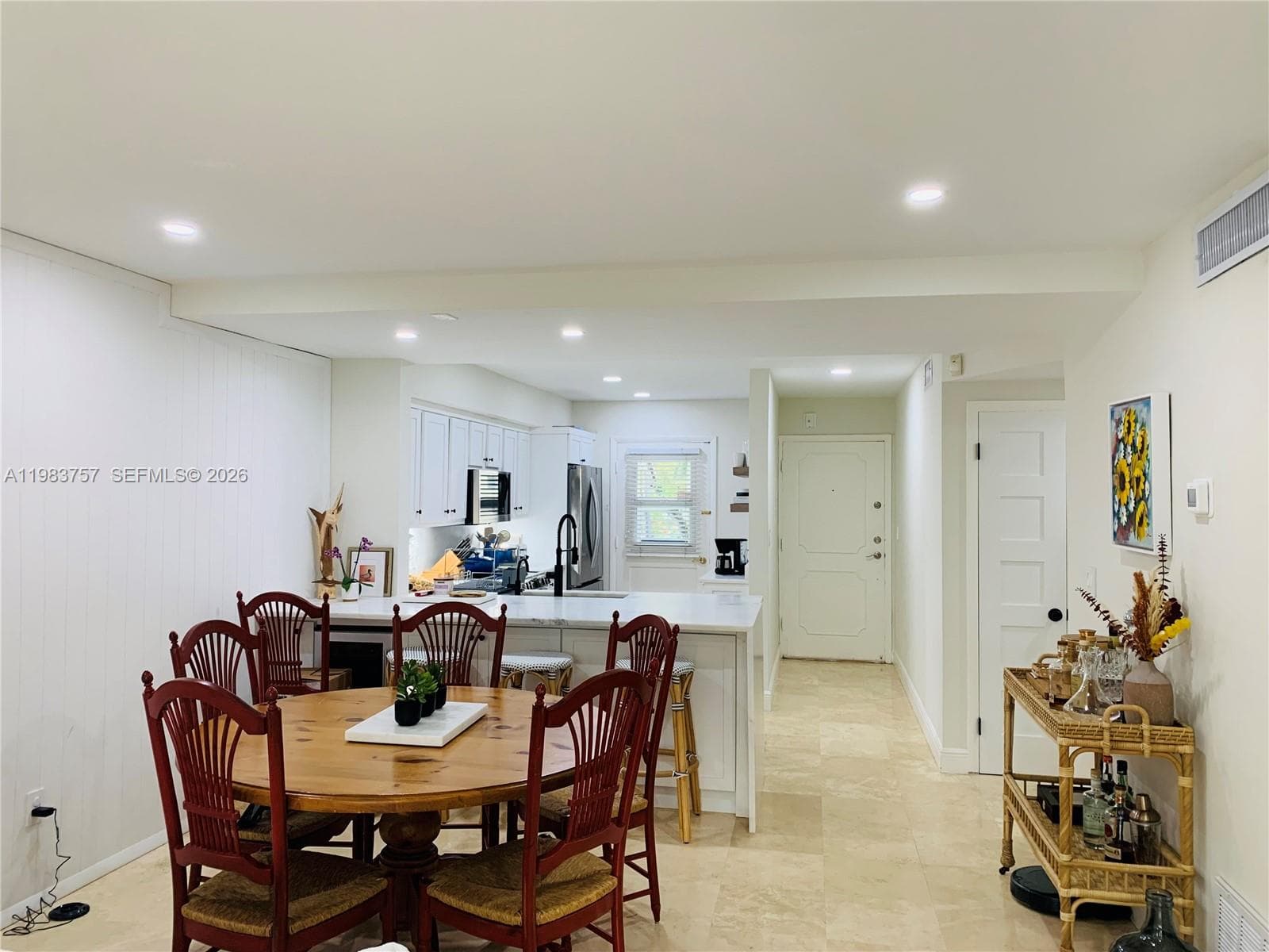 6815 Edgewater Dr #105 3