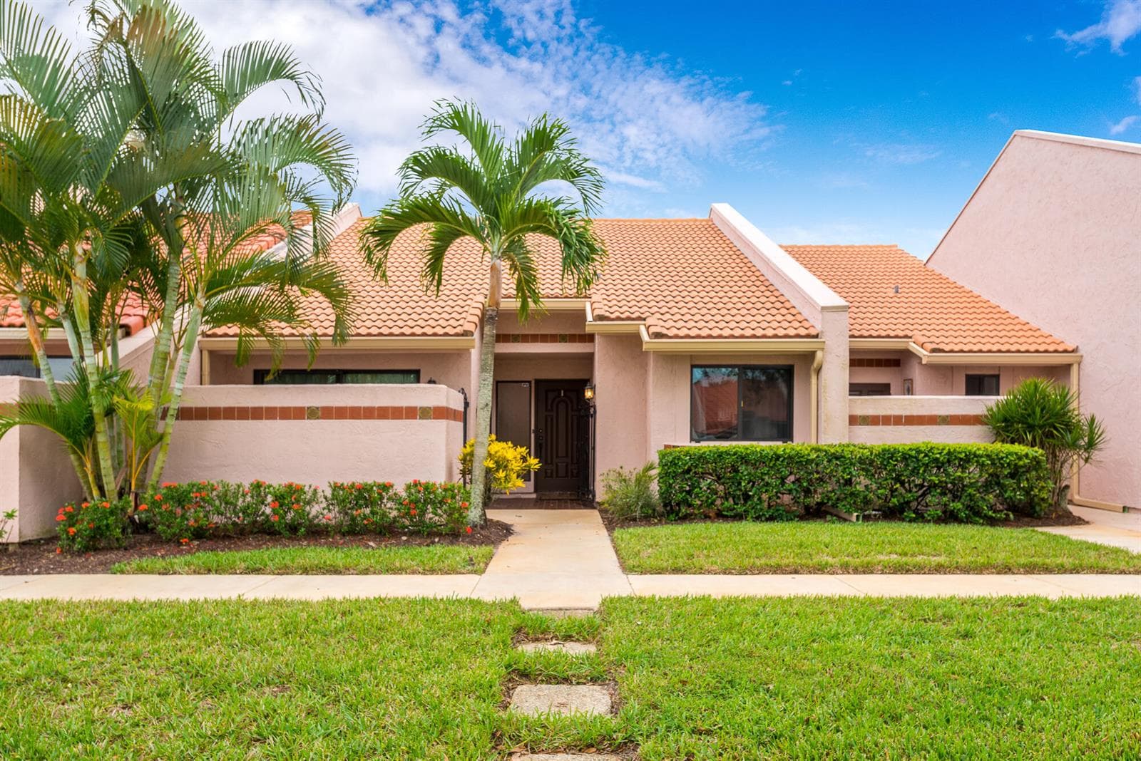 3513 SE Sandpiper Circle 2