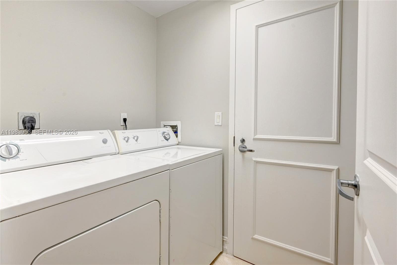 3101 Ocean Dr 3203 photo 16