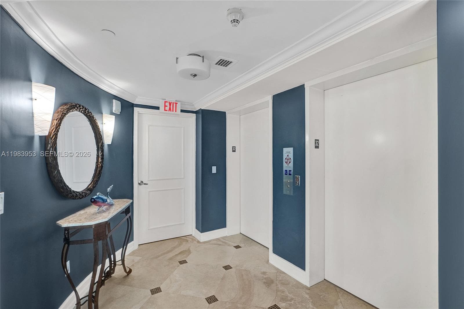 3101 Ocean Dr 3203 photo 19