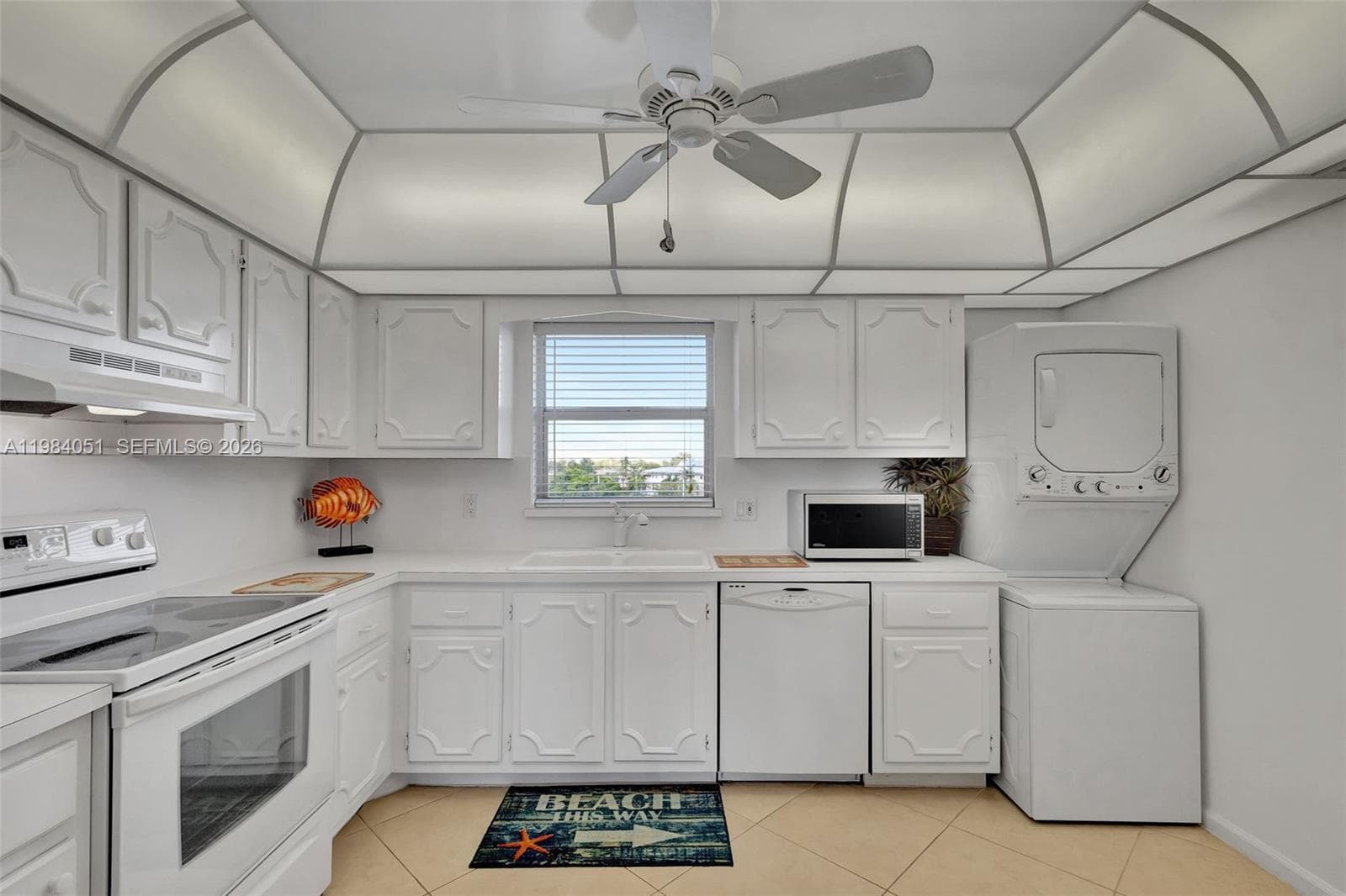 801 Lake Shore Dr 403 photo 16