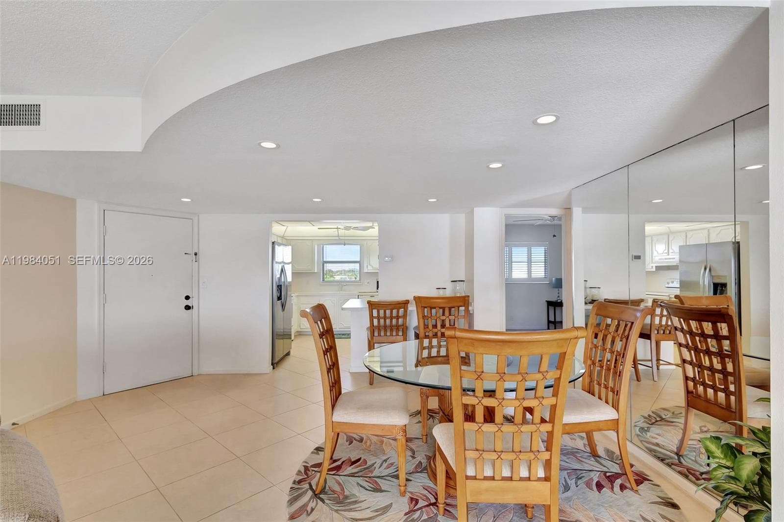 801 Lake Shore Dr 5