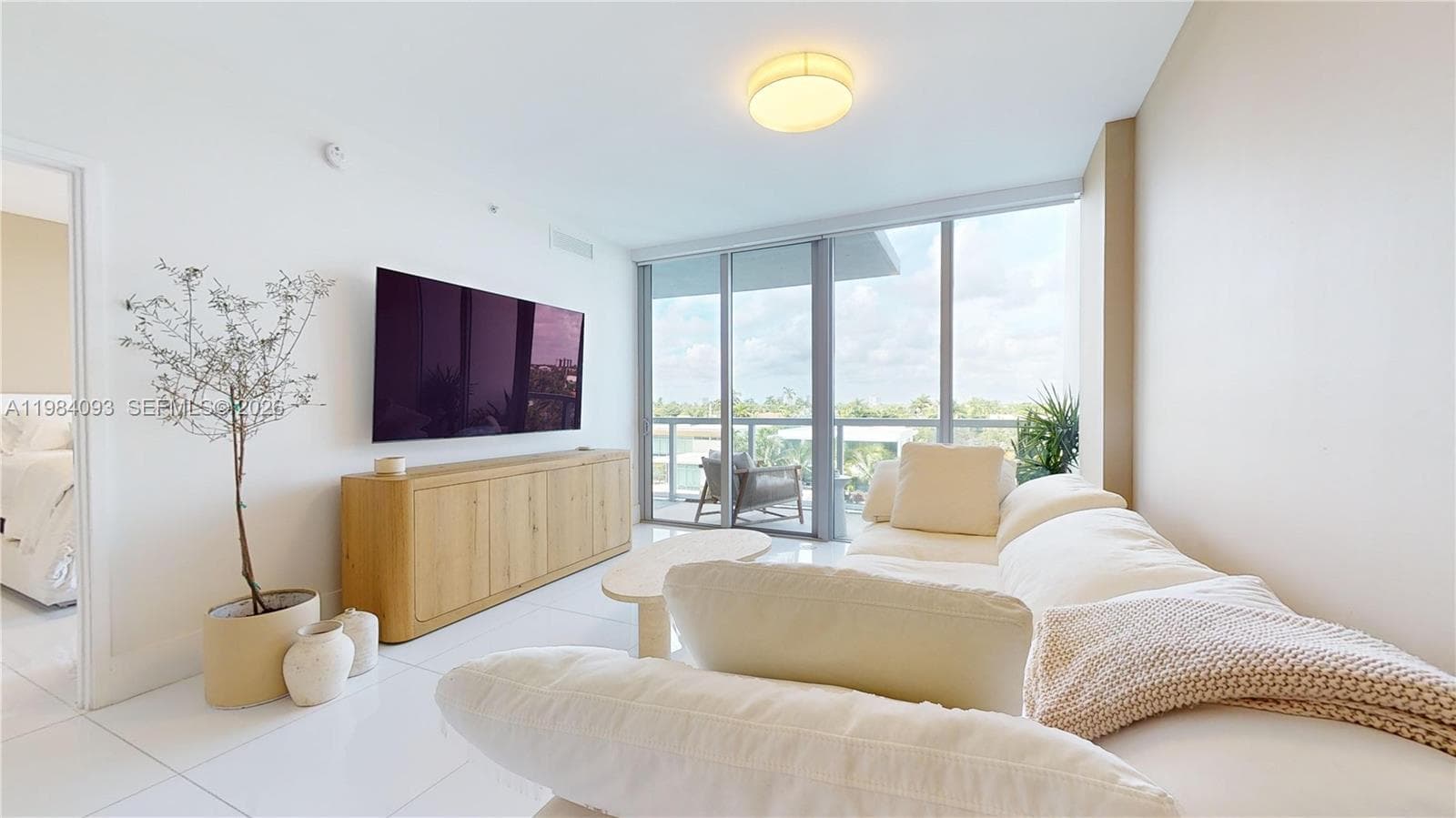 9940 W Bay Harbor Dr 5E-N photo 3