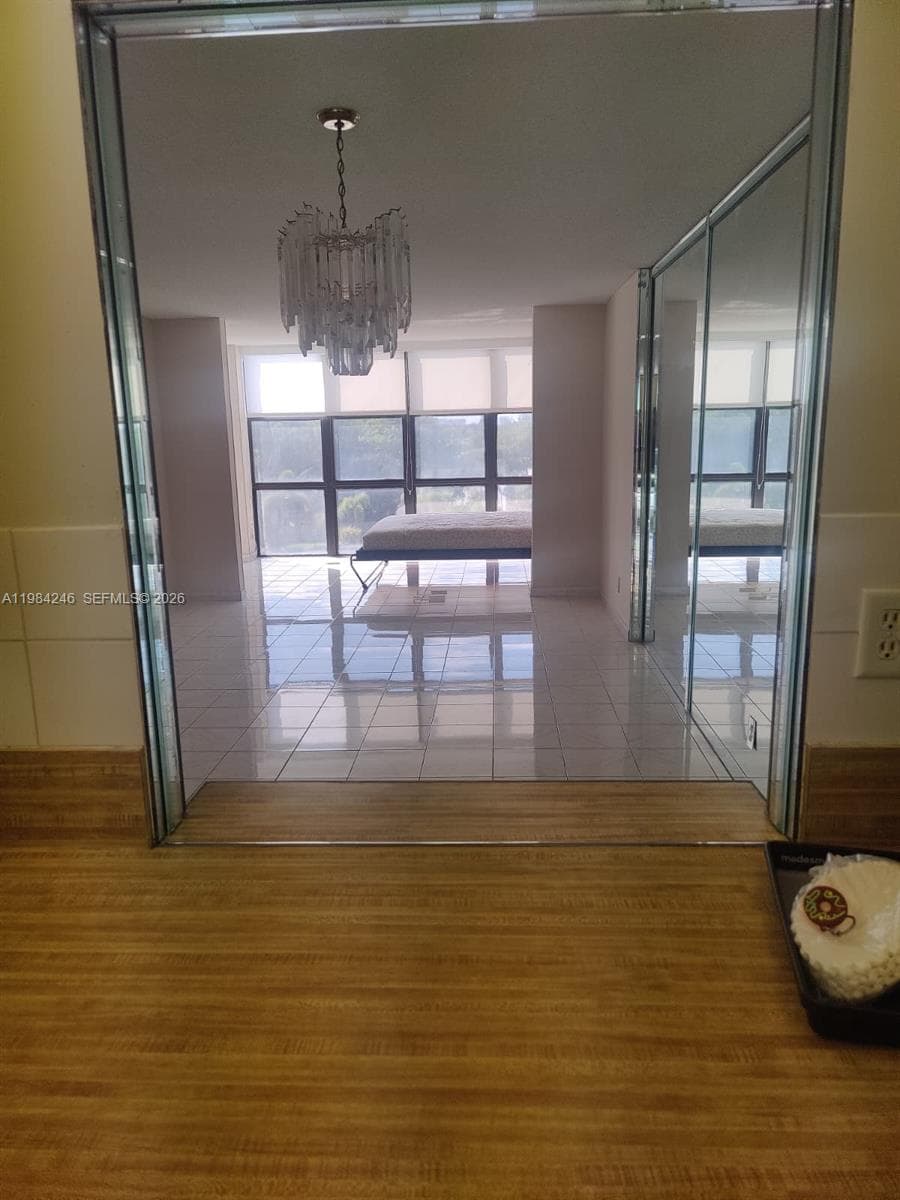 800 Parkview Dr 527 photo 20