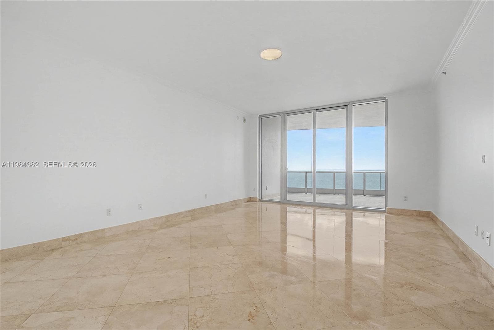 5959 Collins Ave 1503 photo 23