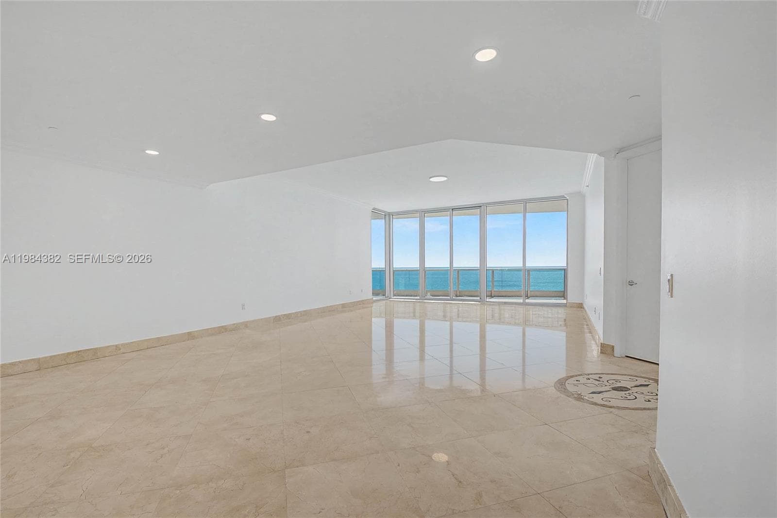 5959 Collins Ave 1503 photo 13
