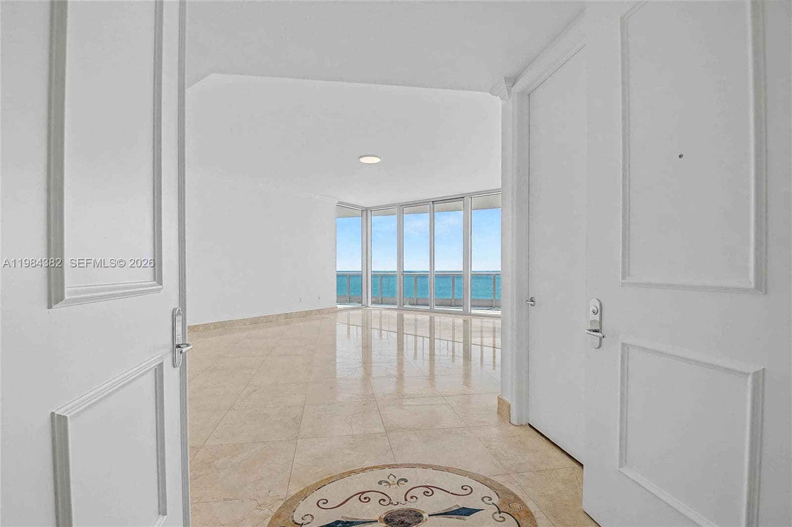 5959 Collins Ave 1503 photo 12