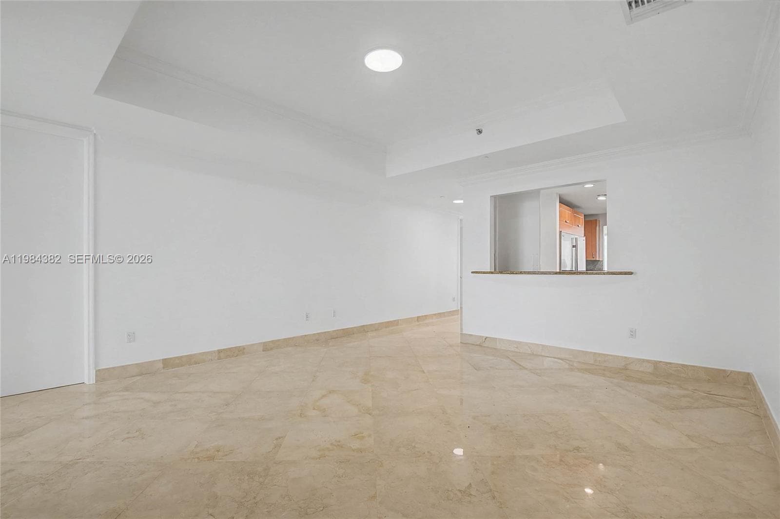 5959 Collins Ave 1503 photo 20