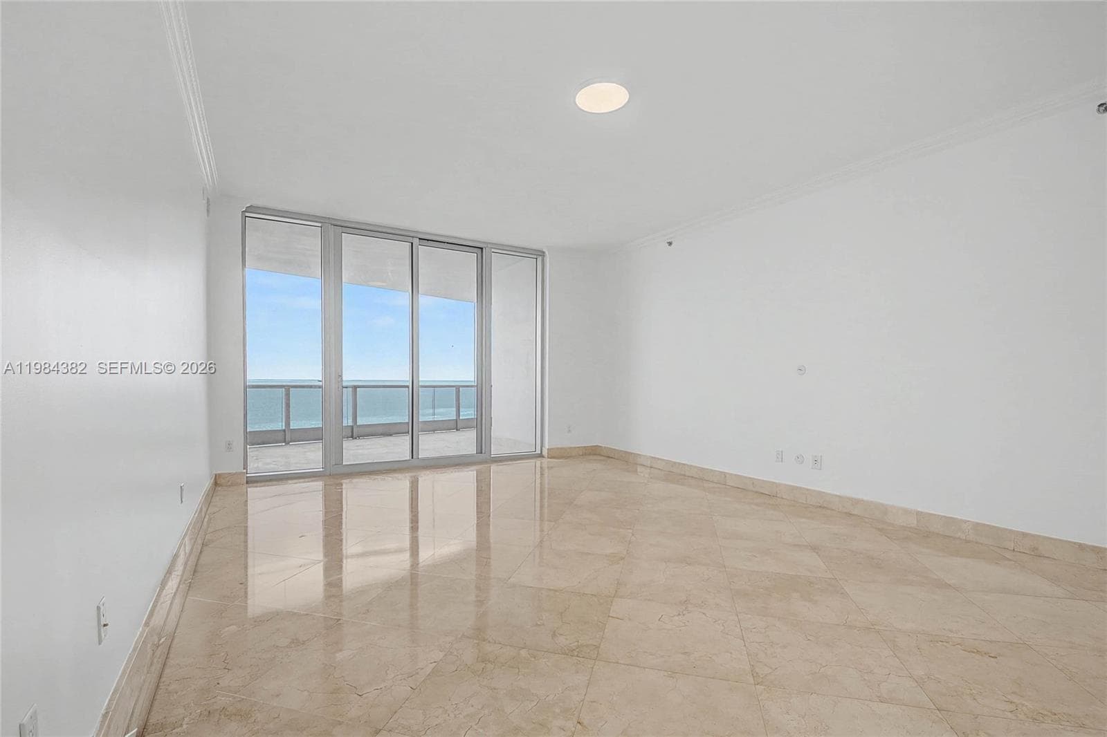 5959 Collins Ave 1503 photo 24