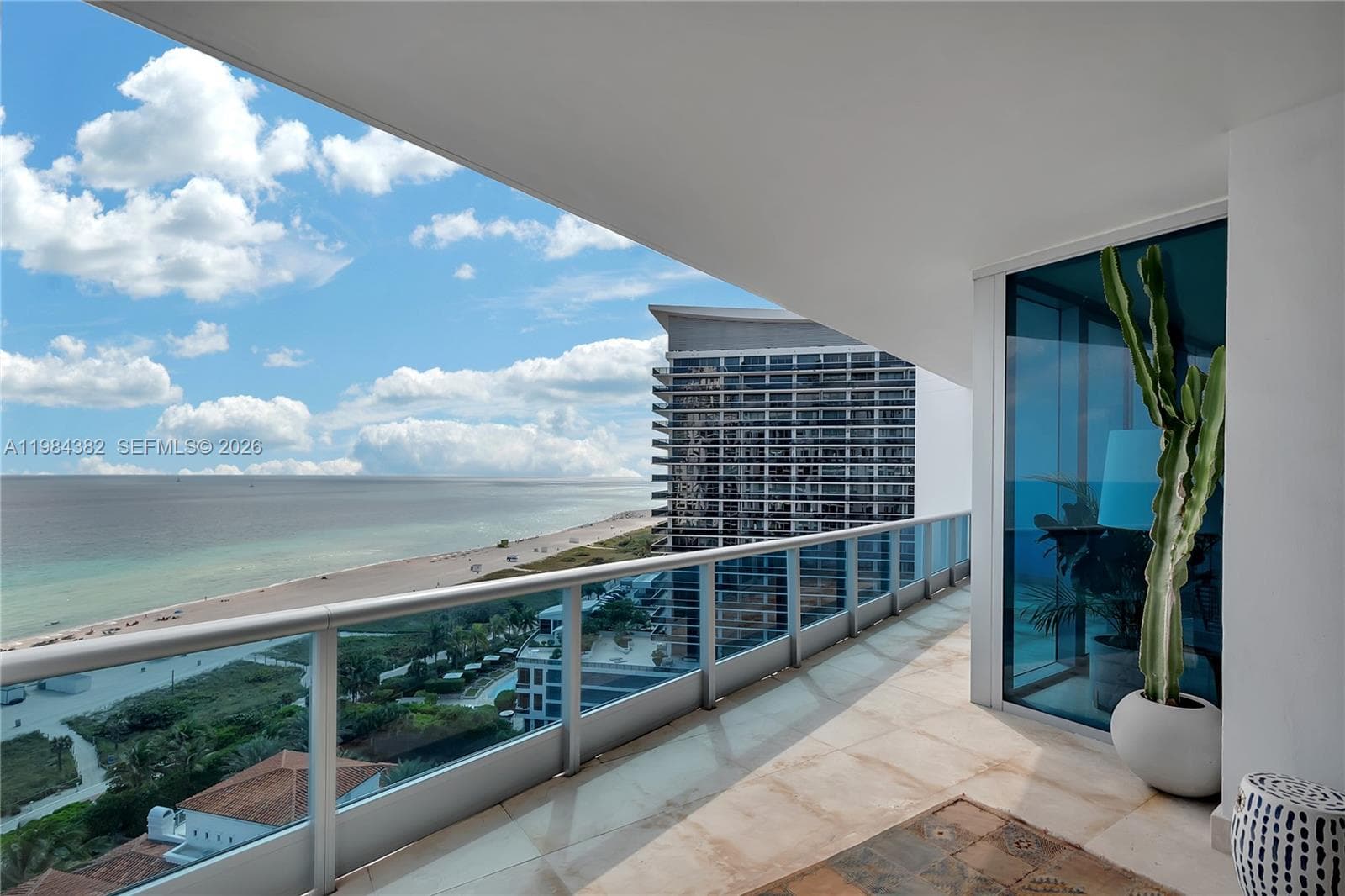 5959 Collins Ave 1503 photo 8