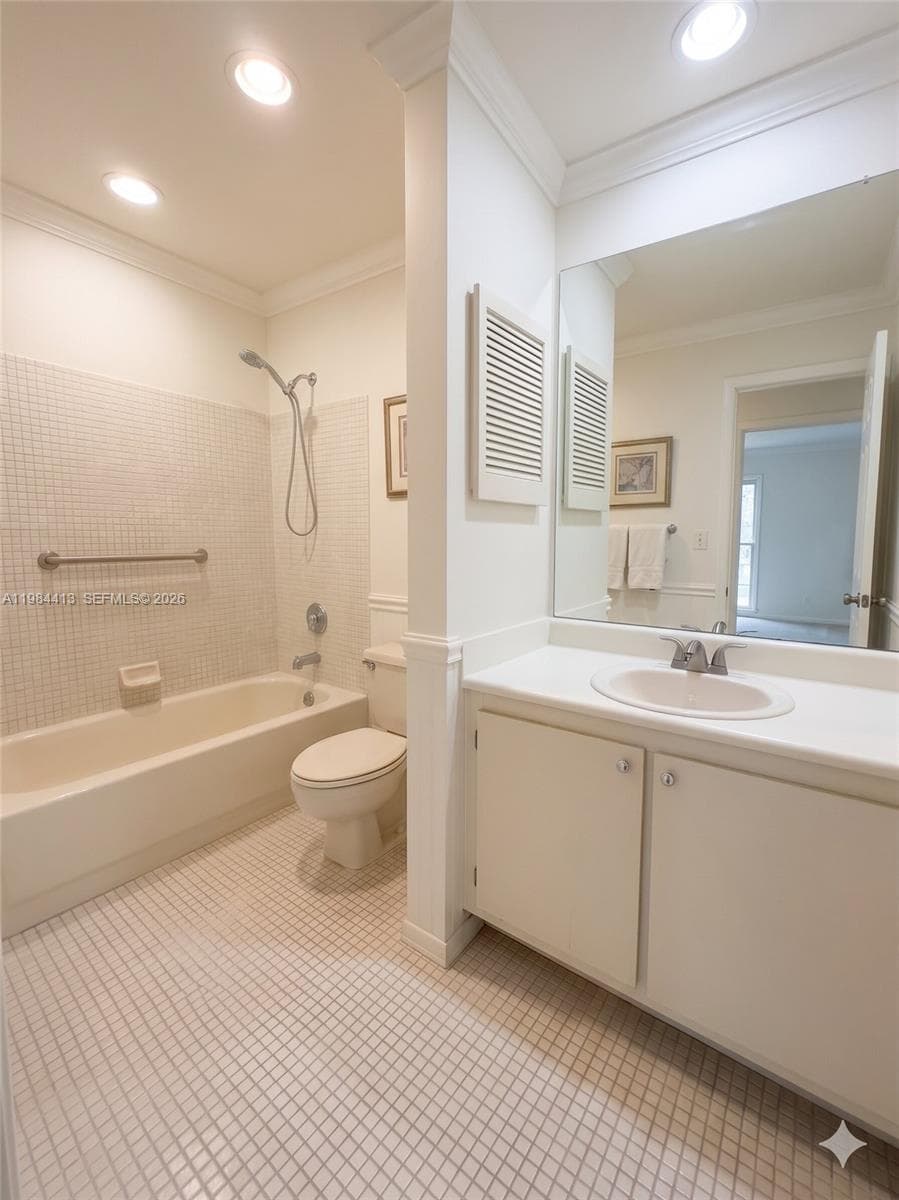 15500 Lakes Of Delray Blvd 207 photo 13