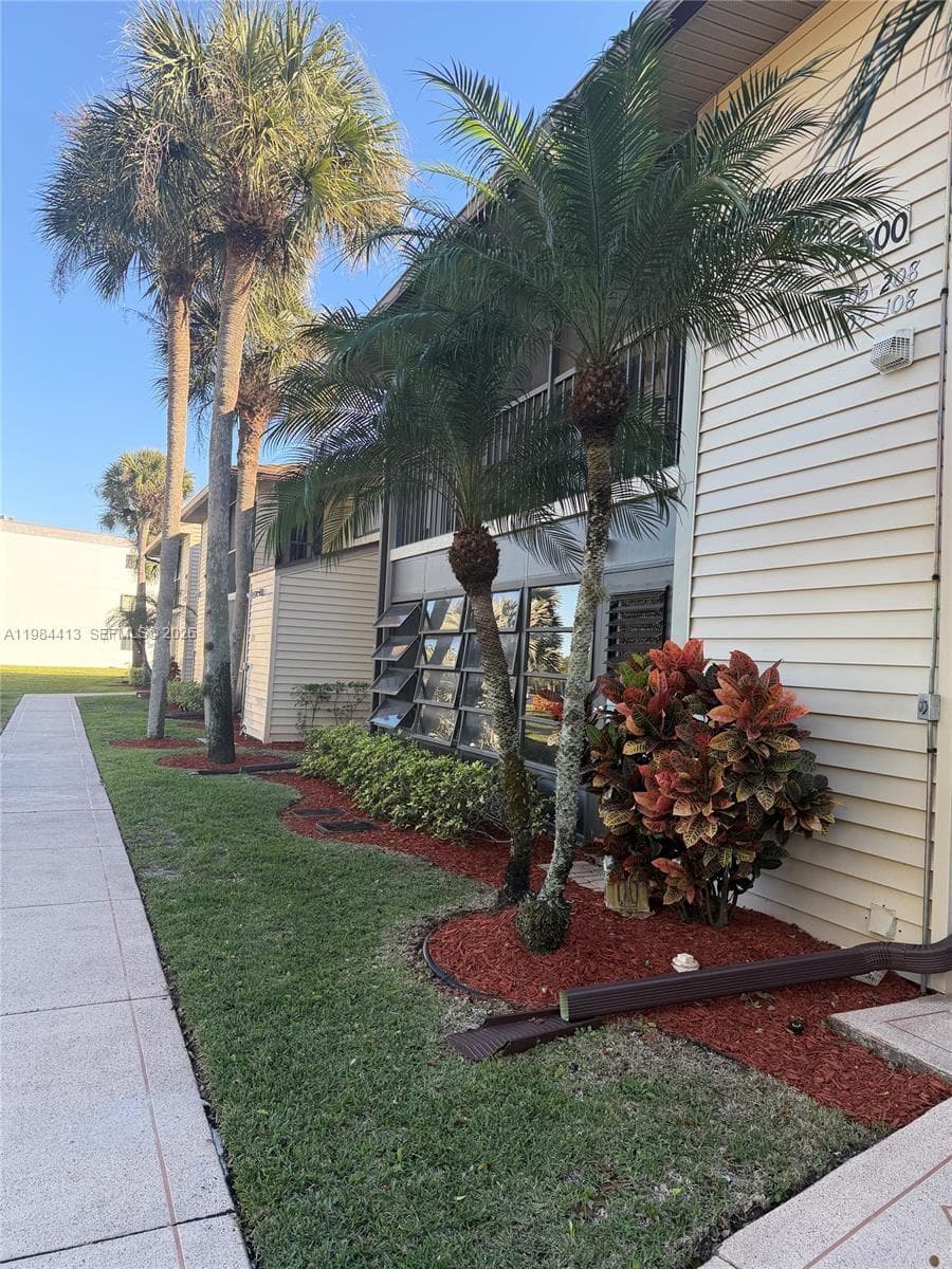 15500 Lakes Of Delray Blvd 1