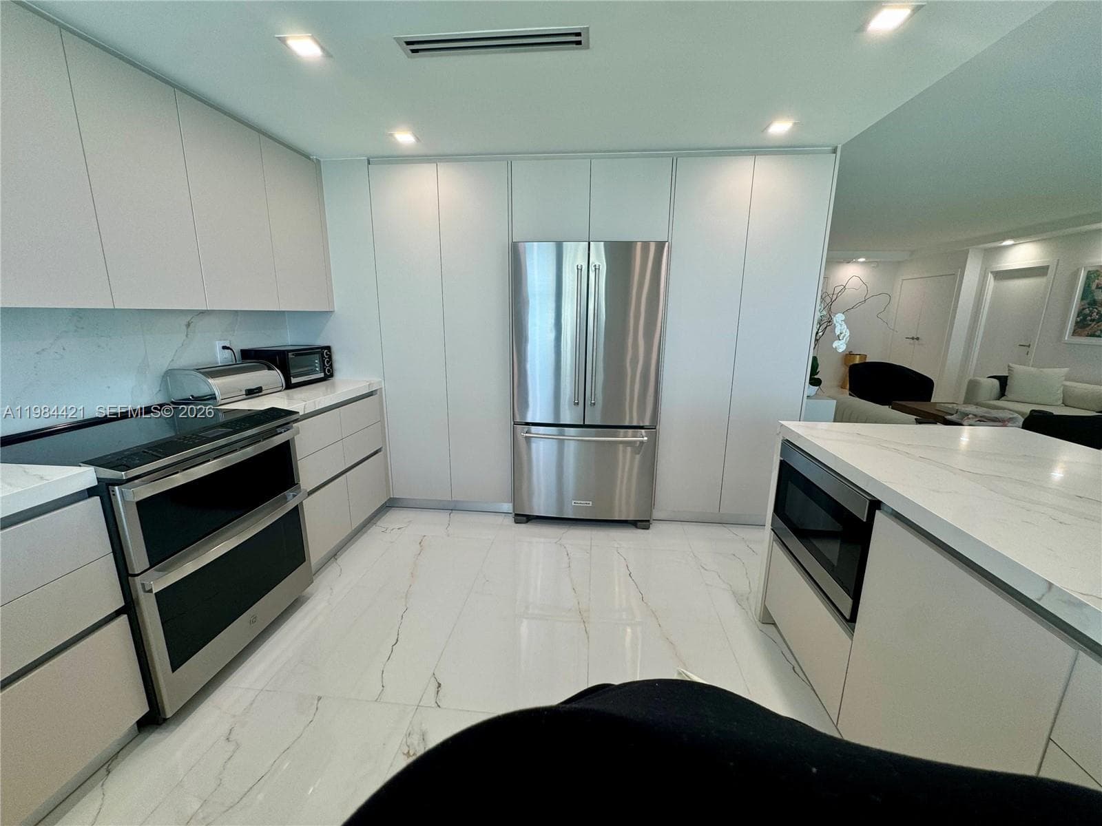 9801 Collins Ave 20E photo 13