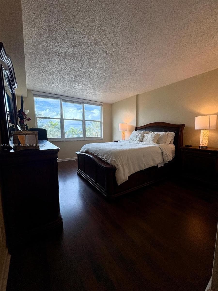 2501 S Ocean Dr 429 photo 8