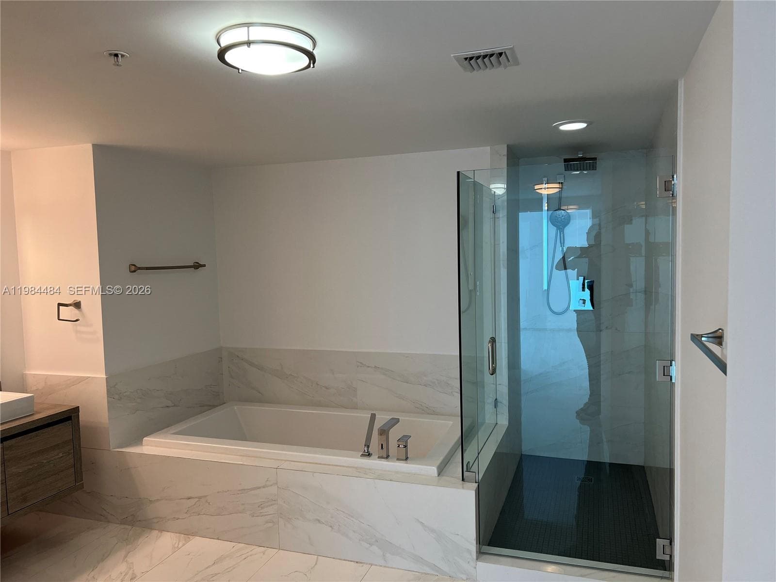 400 Sunny Isles Blvd 1105 photo 11