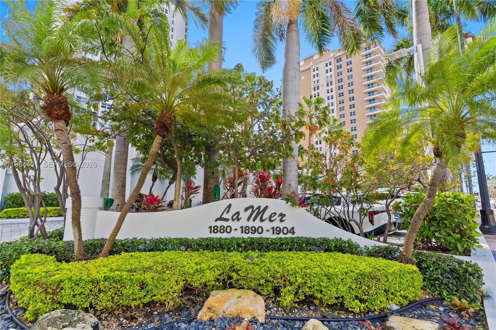 1890 Ocean Dr 2