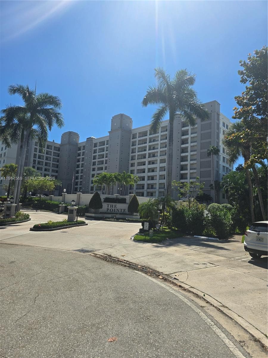 2880 14th St Cswy 1