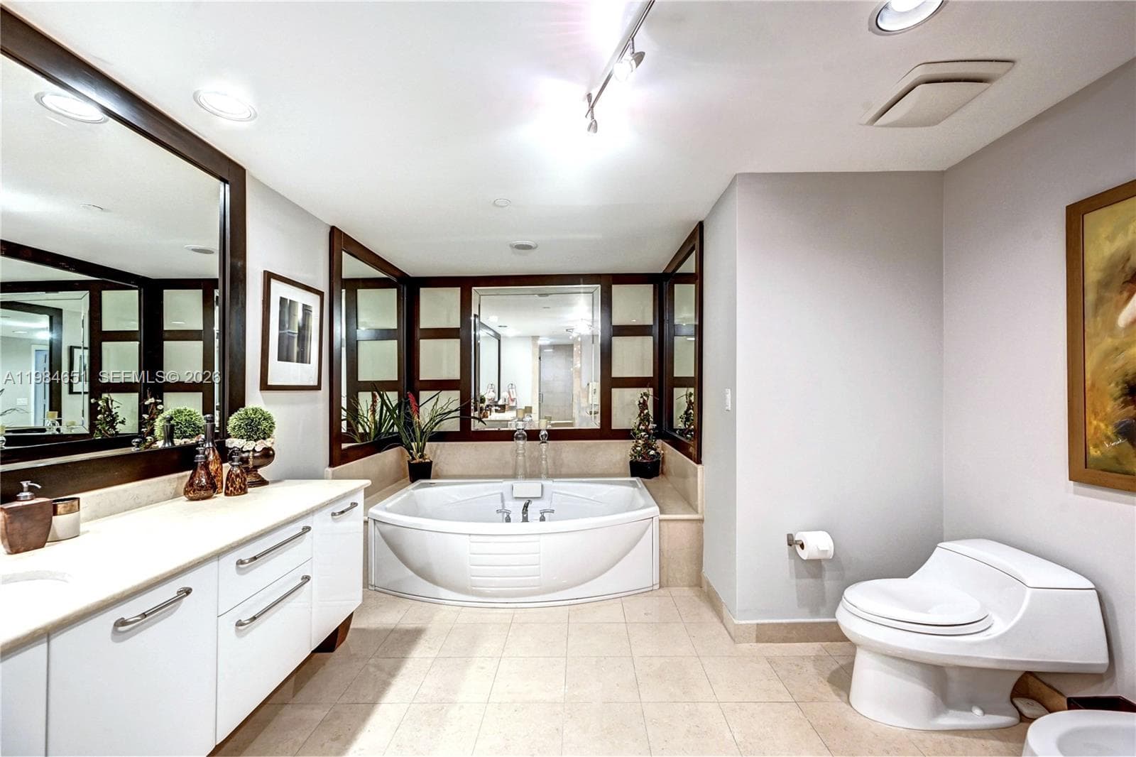 3101 S Ocean Dr 3203 photo 16