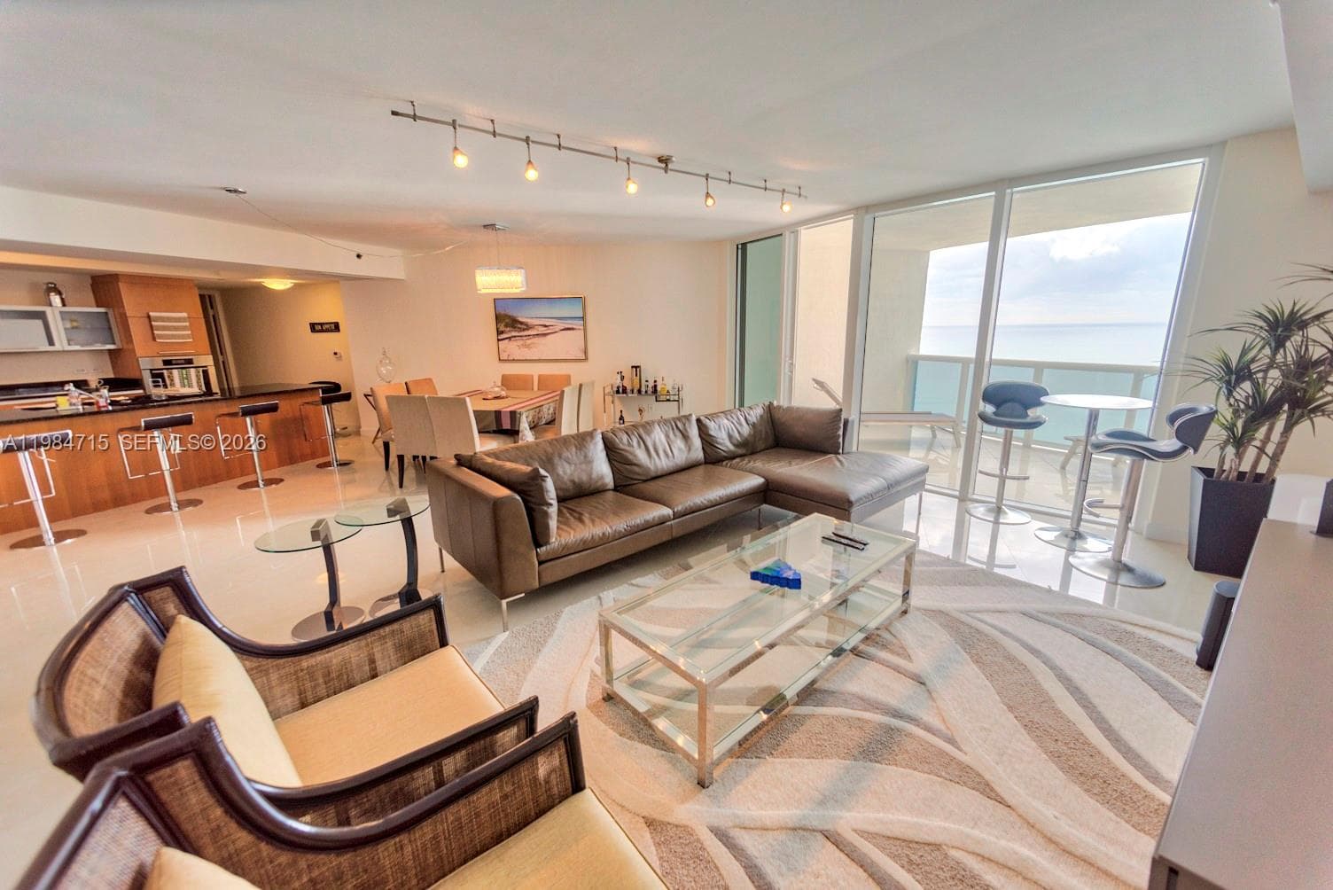 17201 Collins Ave 2104 photo 2
