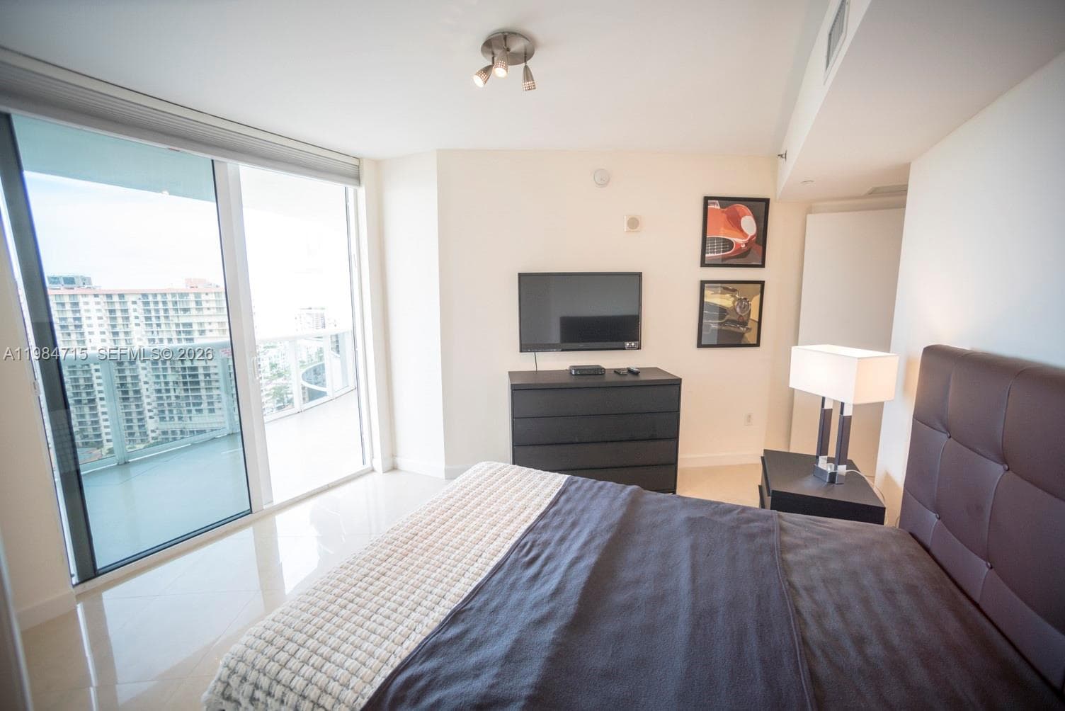 17201 Collins Ave 2104 photo 16