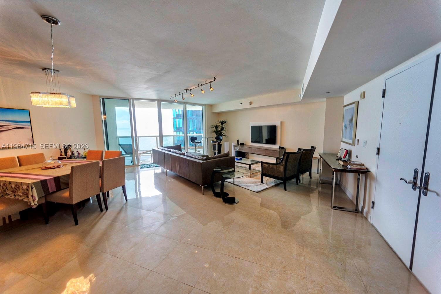 17201 Collins Ave 2104 photo 5