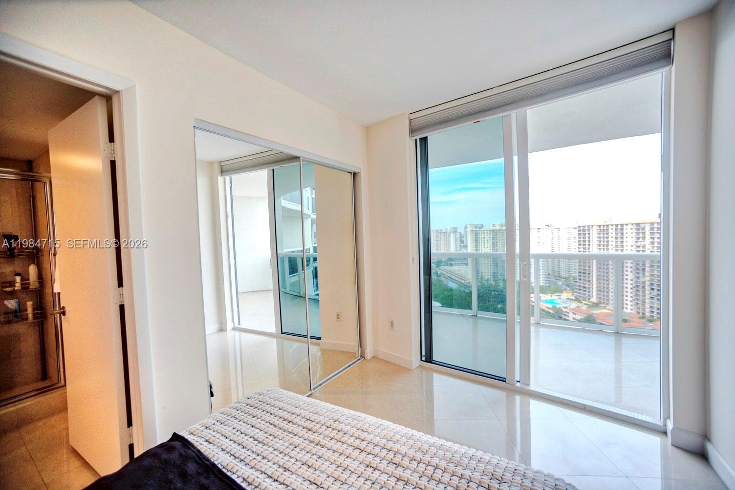17201 Collins Ave 2104 photo 15
