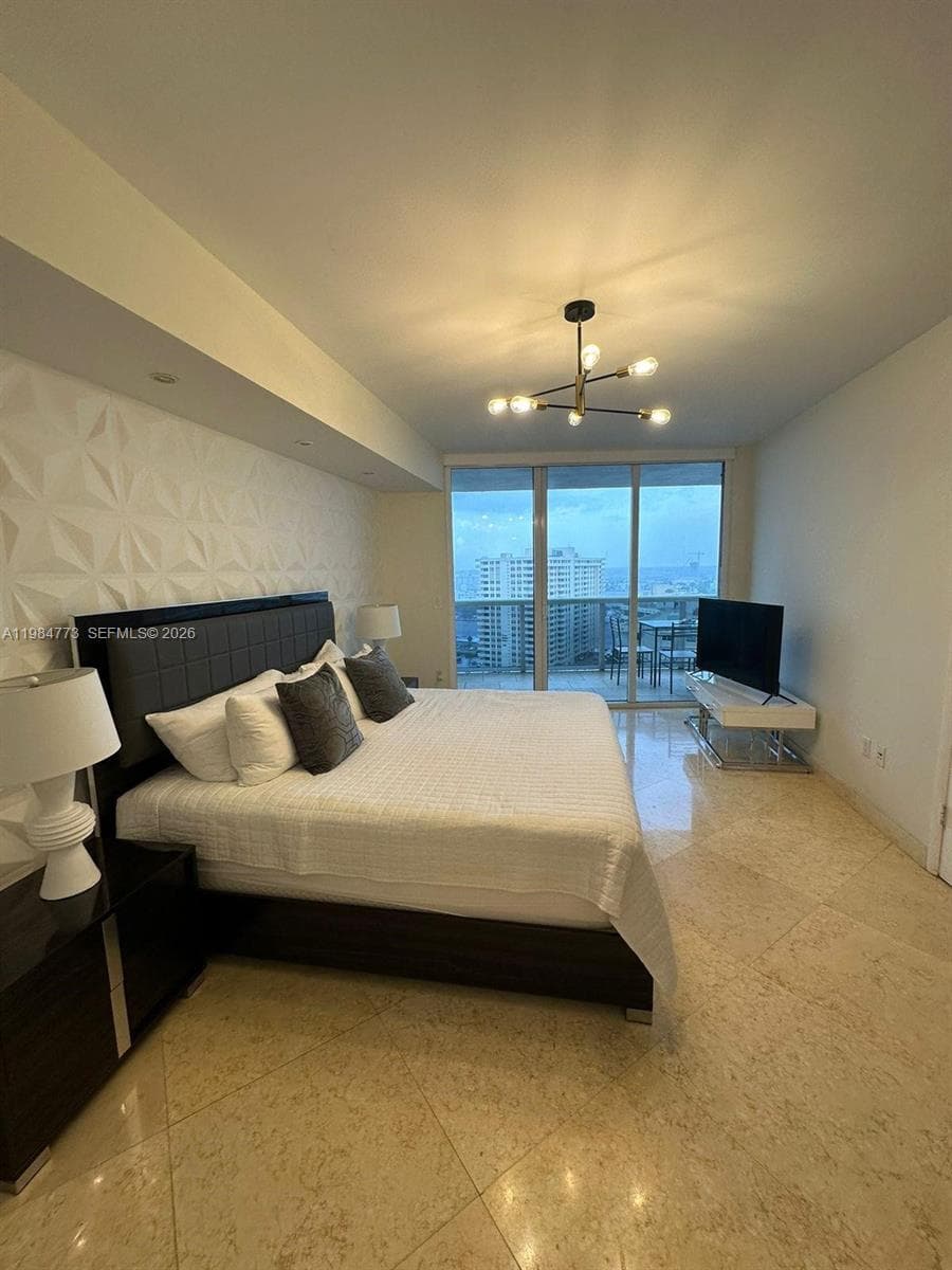 1800 Ocean Dr 1606 photo 23