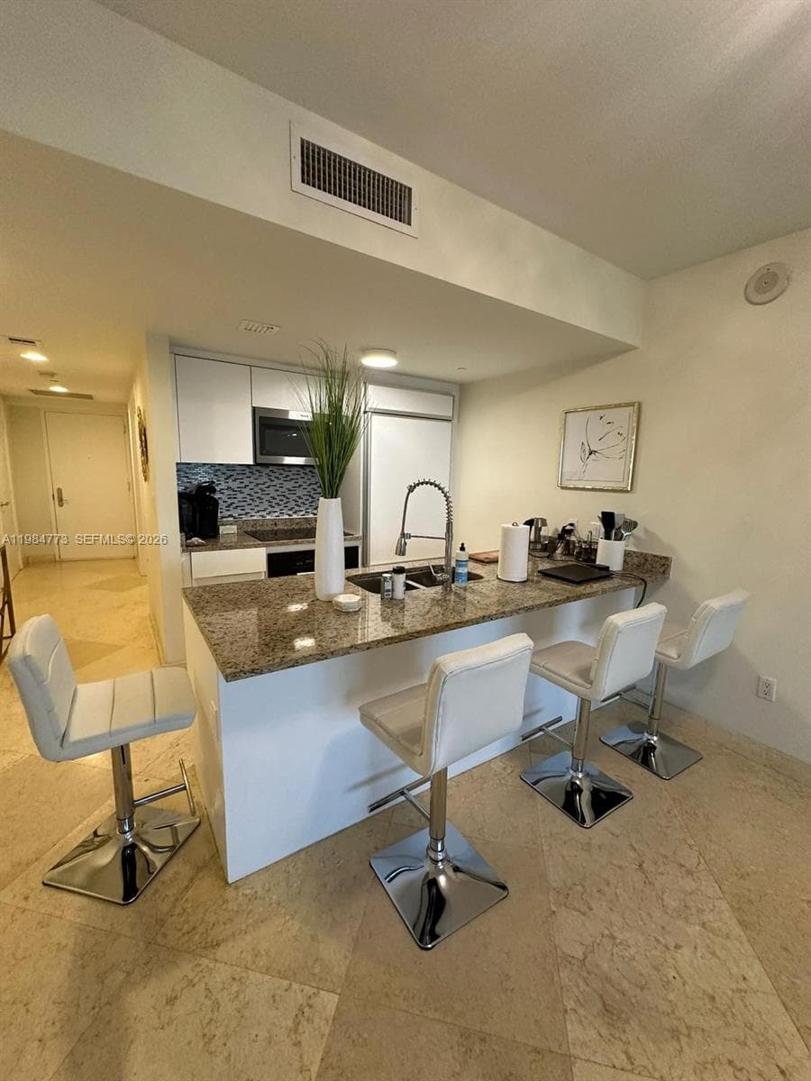 1800 Ocean Dr 1606 photo 13