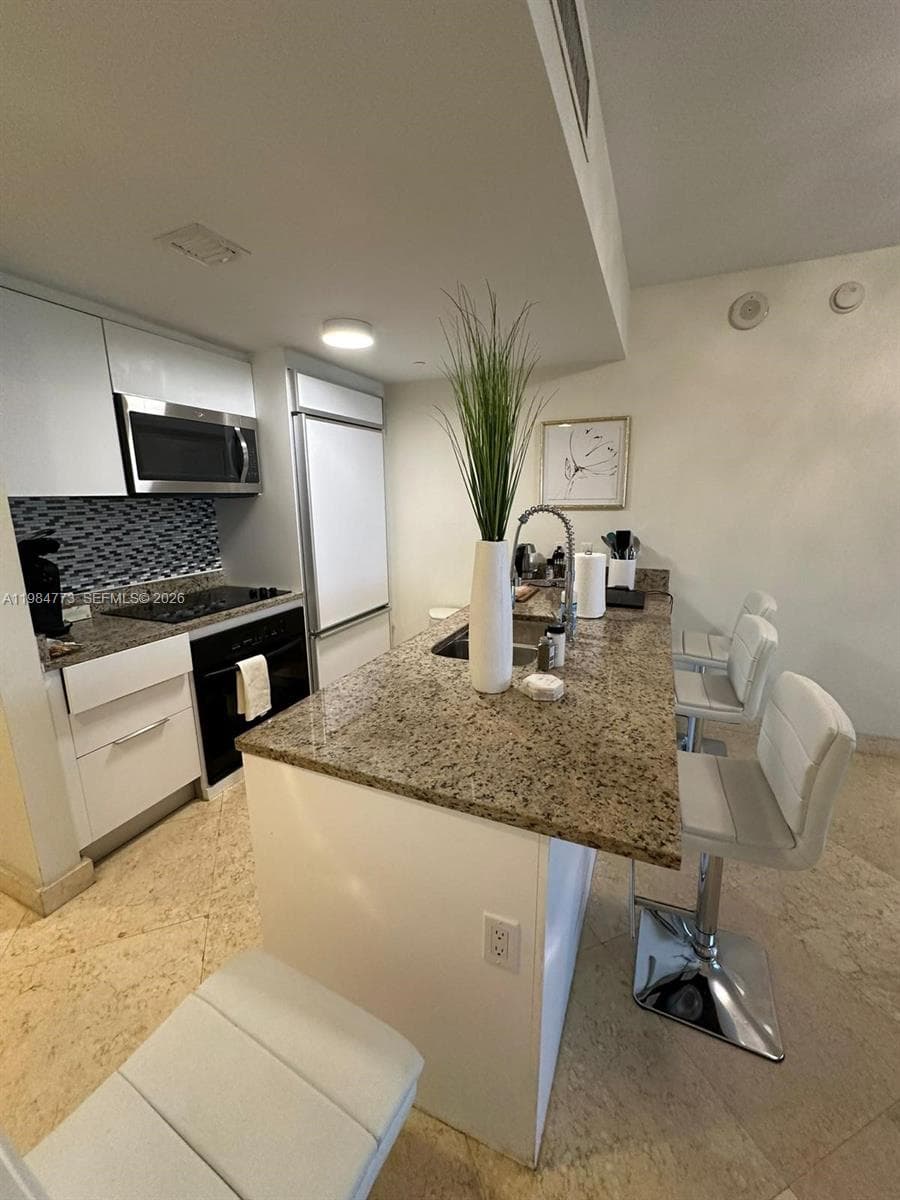 1800 Ocean Dr 1606 photo 12