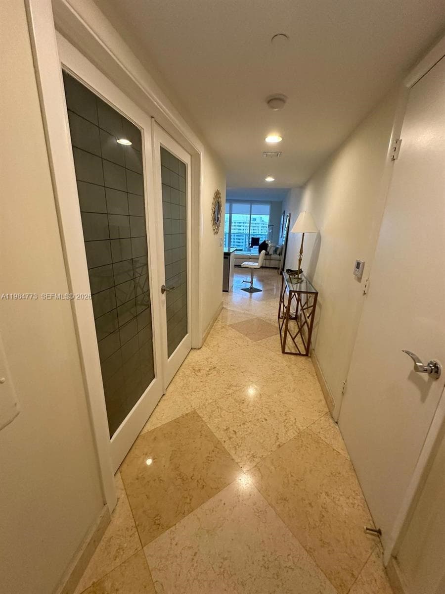 1800 Ocean Dr 1606 photo 10