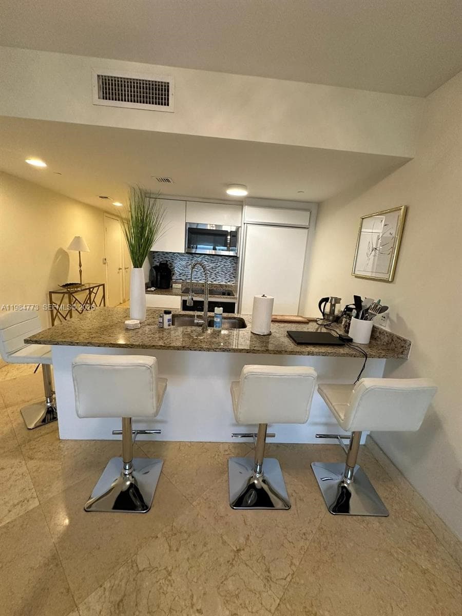 1800 Ocean Dr 1606 photo 14