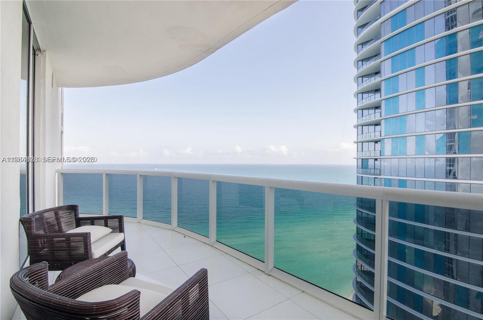 15811 Collins Ave 2602 photo 2