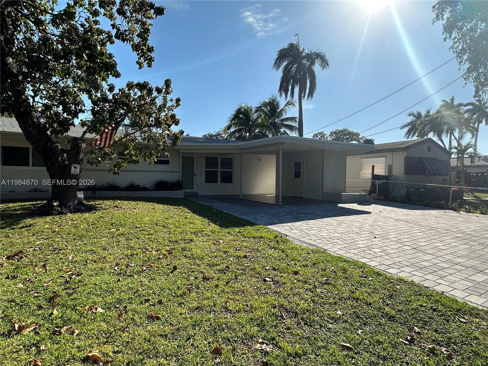 3042 Hayes St photo 9