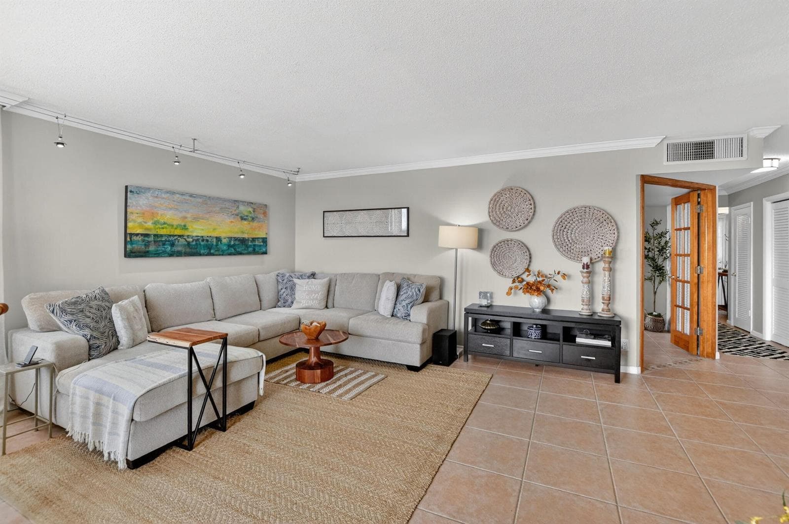 1050 Hillsboro Mile #602w 5