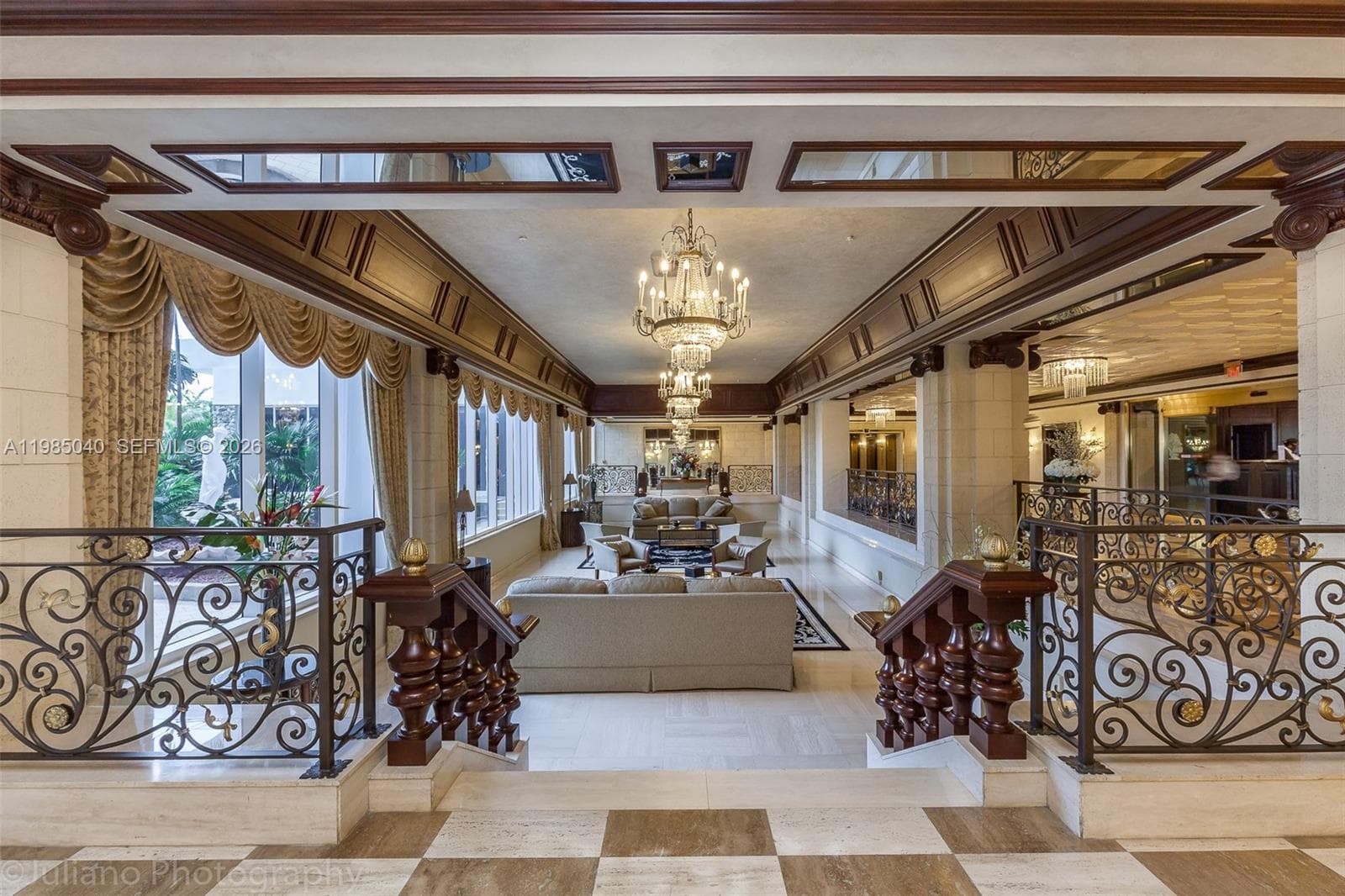 2030 Ocean Dr 2