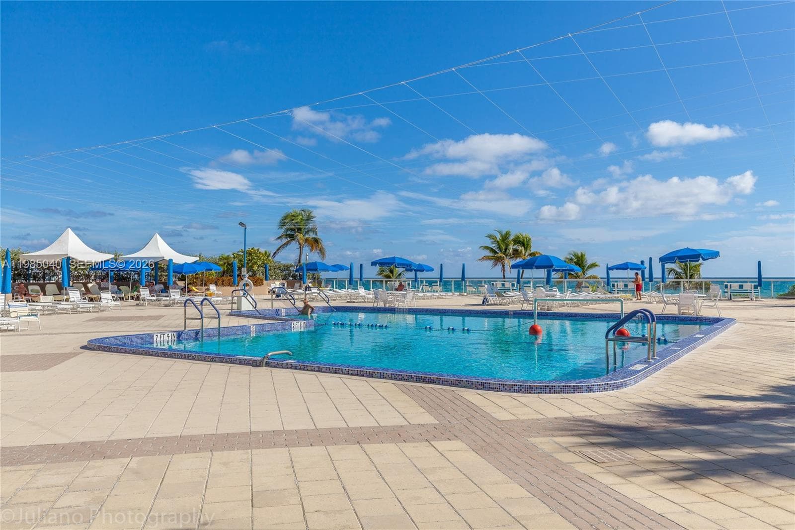 2030 Ocean Dr 412 photo 18