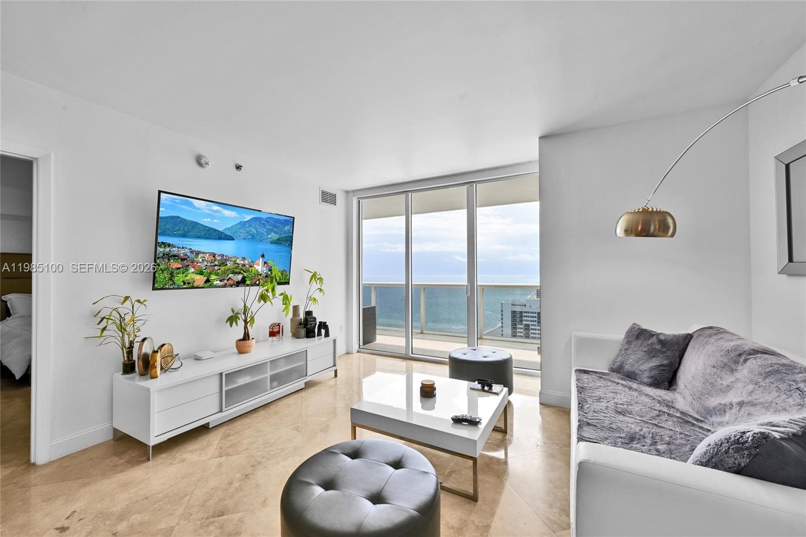 1830 Ocean Dr 3104 photo 7