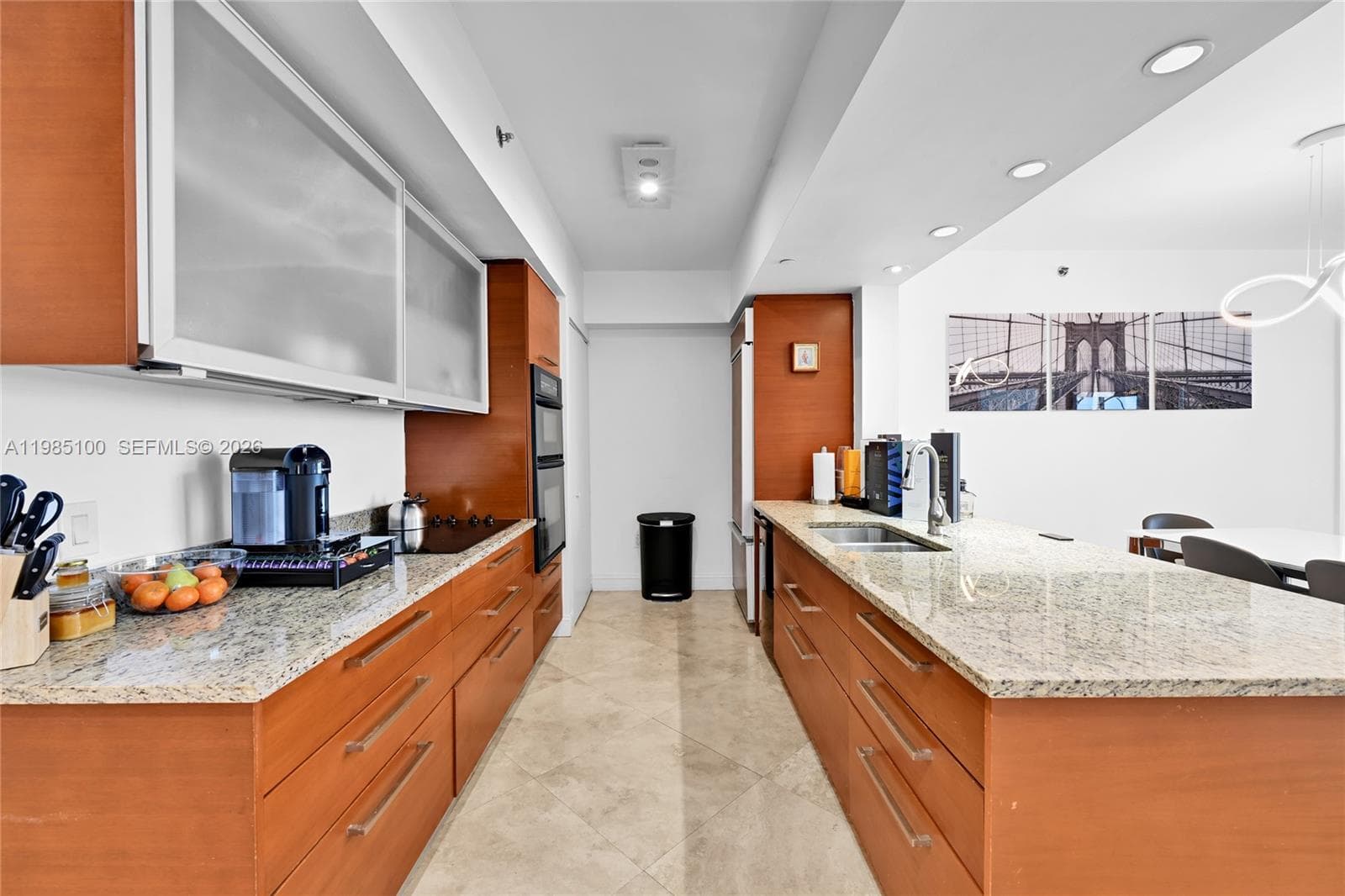 1830 Ocean Dr 3104 photo 14