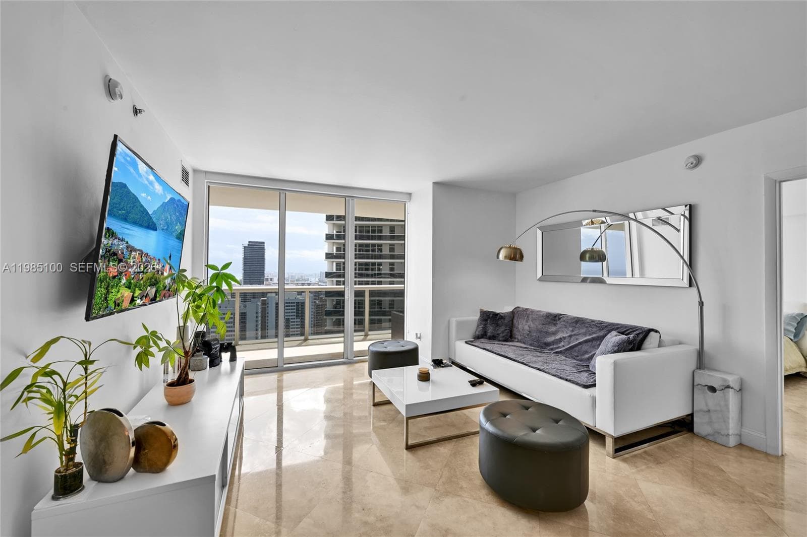 1830 Ocean Dr 3104 photo 8