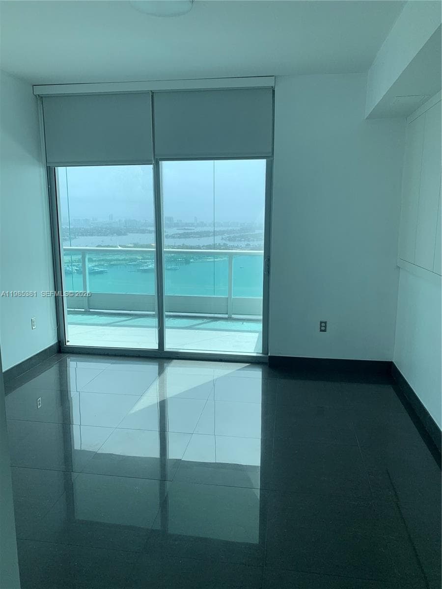 900 Biscayne Blvd 4304 photo 6
