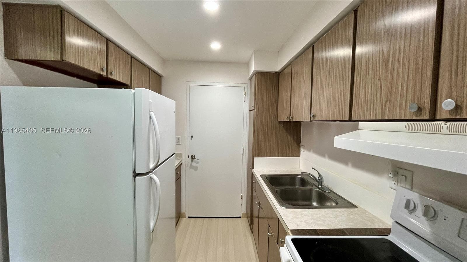 1408 Brickell Bay Dr 916 photo 10