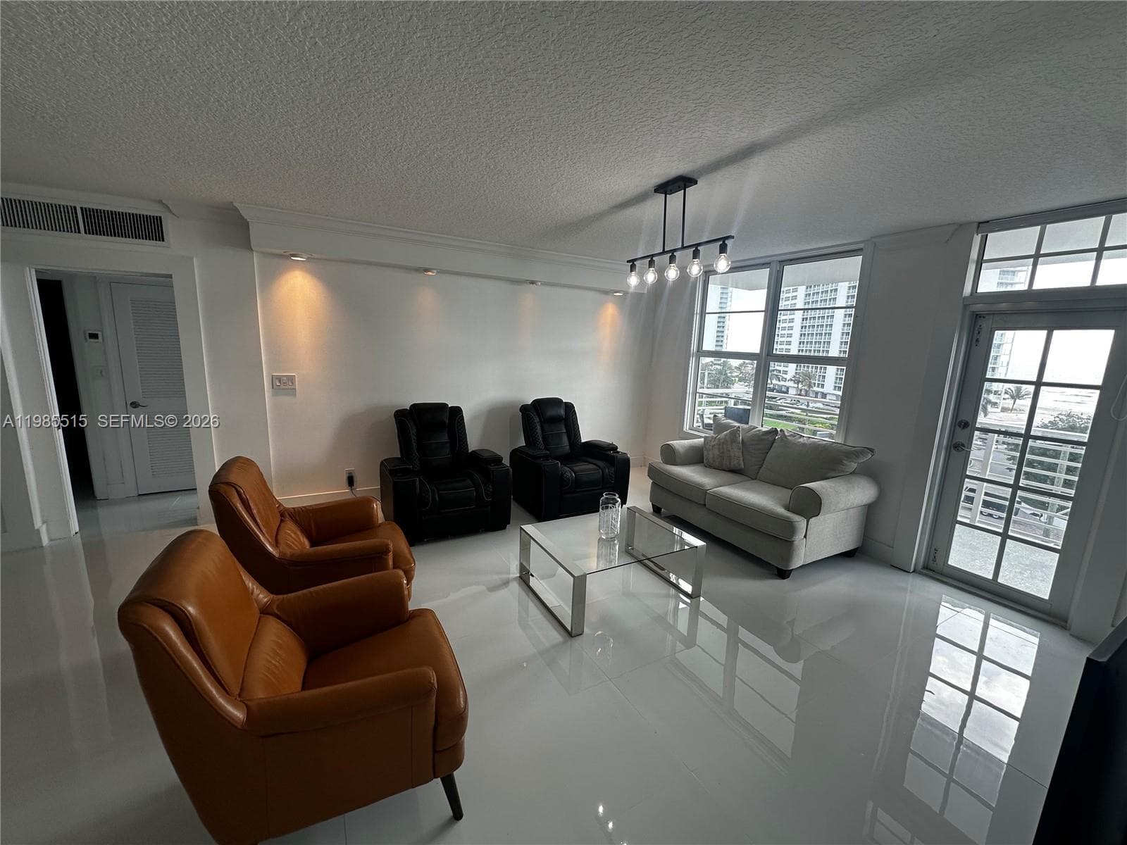 2851 Ocean Blvd photo 9
