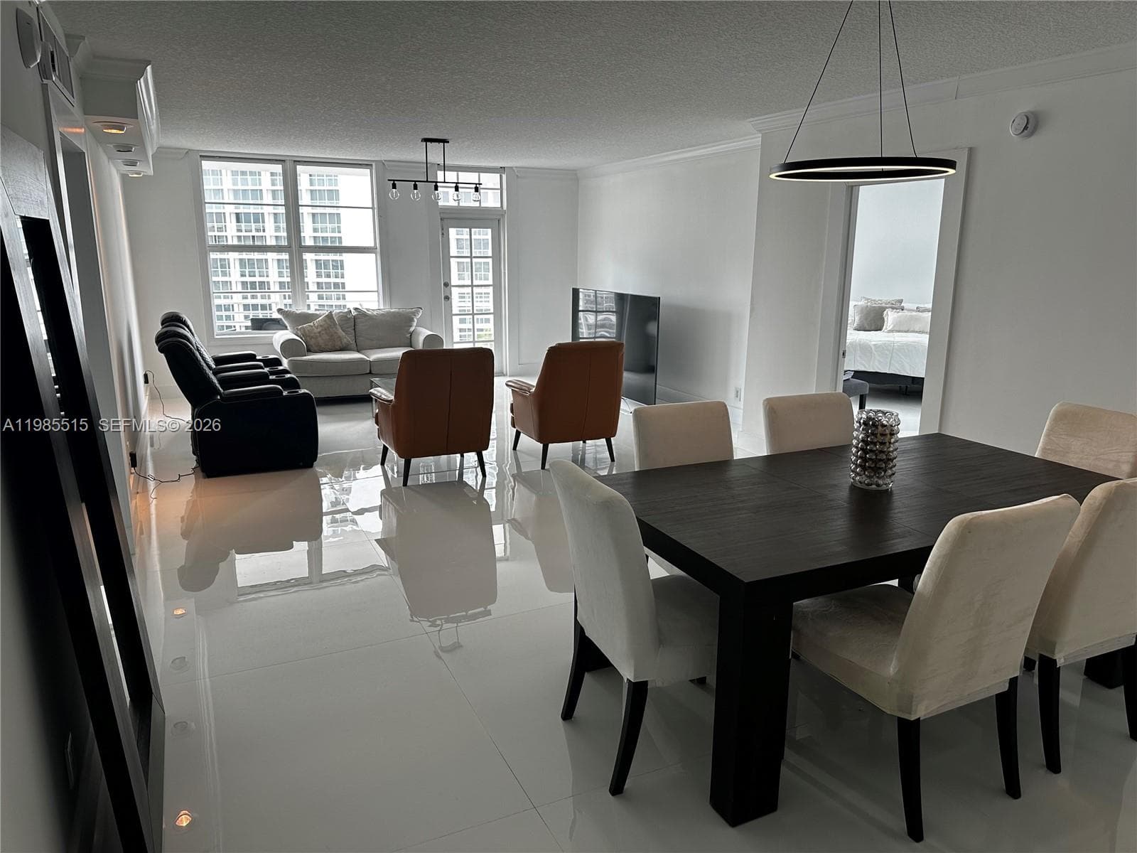 2851 Ocean Blvd photo 8