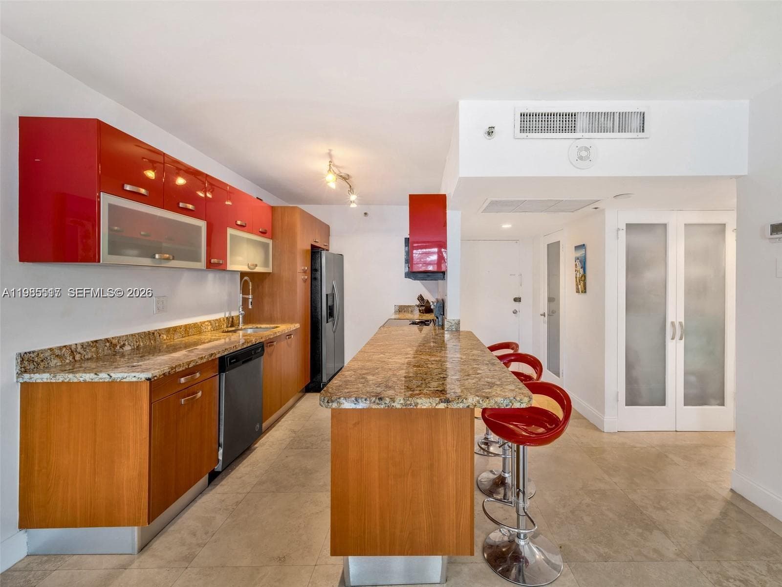100 Lincoln Rd 308 photo 6