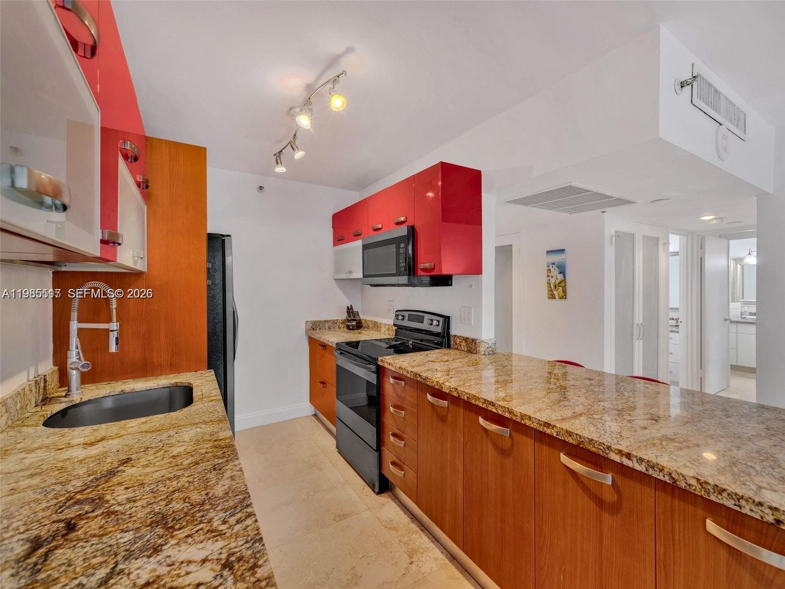 100 Lincoln Rd 308 photo 5