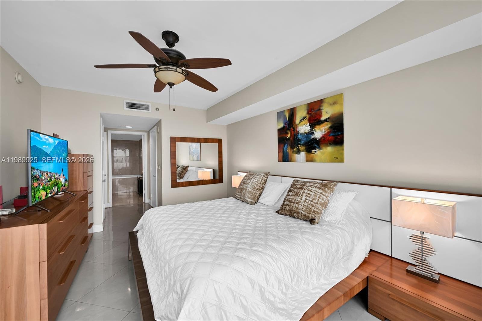 1800 Ocean Drive 3908 photo 22