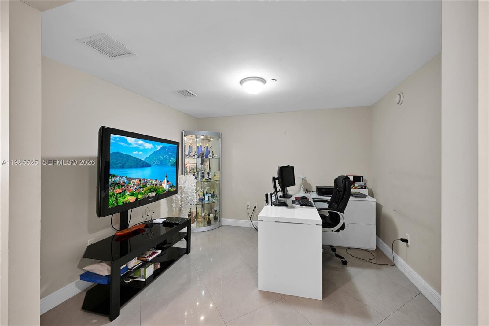 1800 Ocean Drive 3908 photo 15