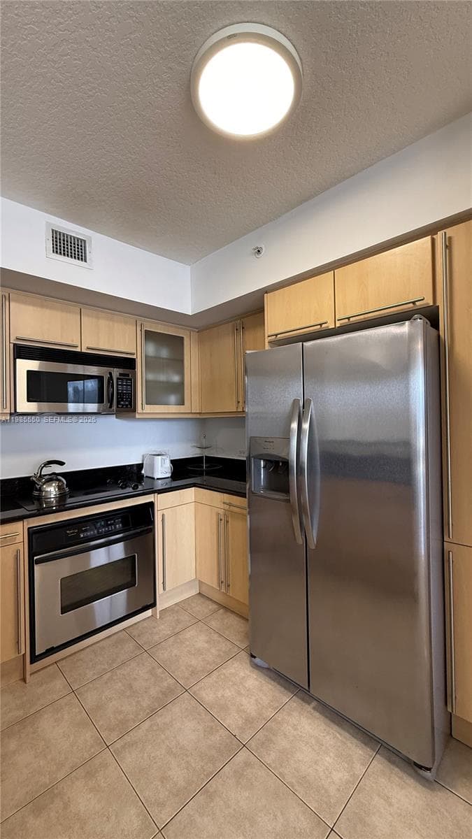 2080 S Ocean Dr 905 photo 17