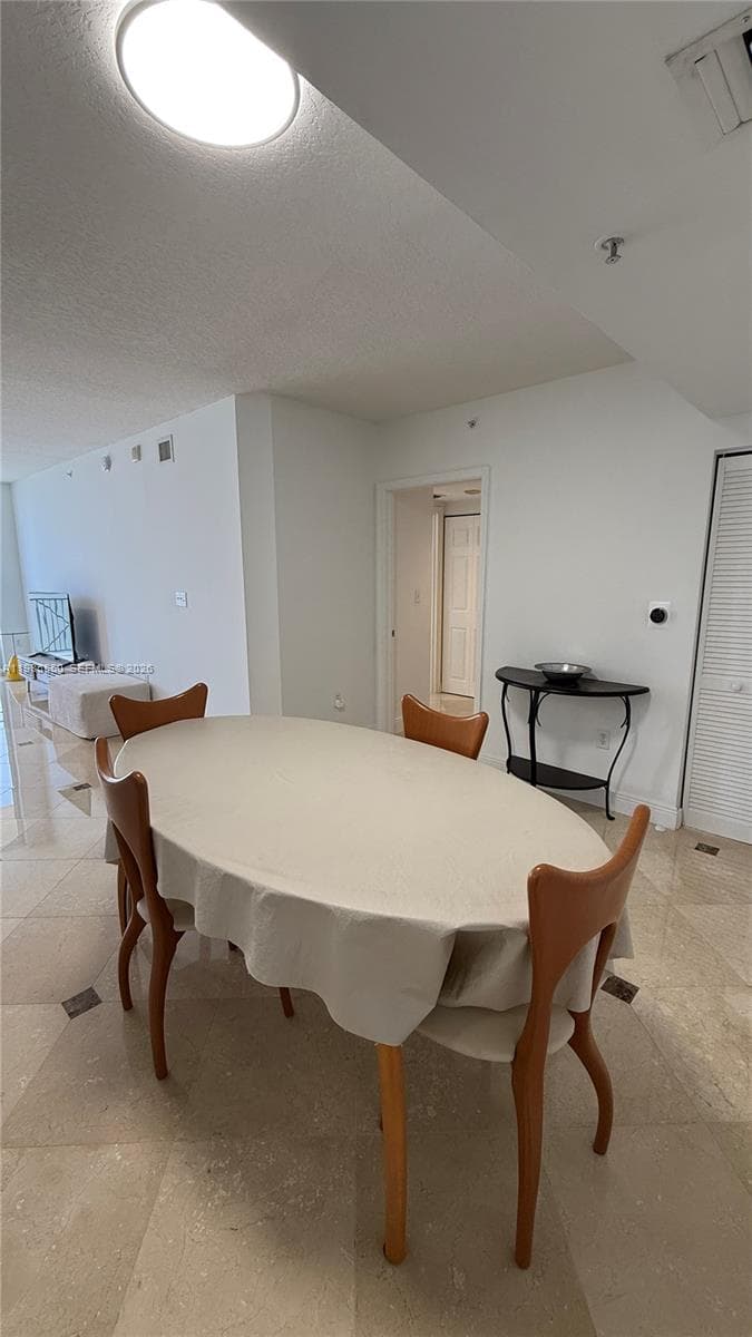 2080 S Ocean Dr 905 photo 10